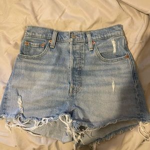 Levi shorts